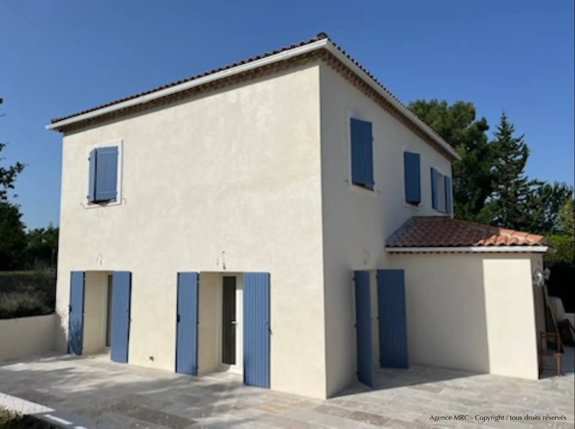 Rénovation de façade pour une maison provençale à aix-en-provence avec un cabinet d'architecture pour déclaration préalable de travaux et consultation d'artisan