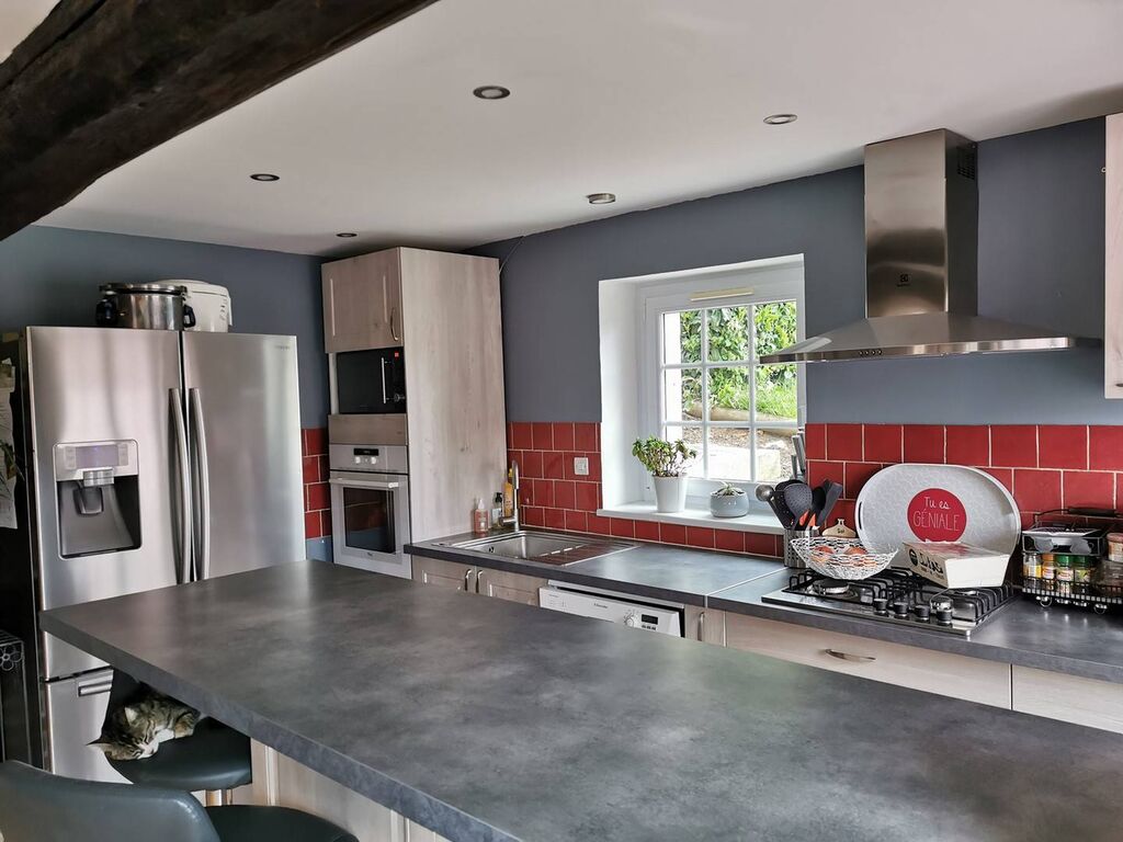 Maison en pierres et briques, Calvados 14