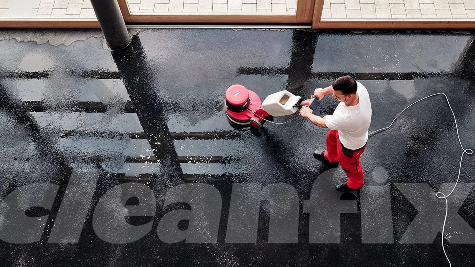 Machine de nettoyage