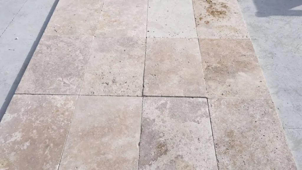 Travertin classic Light, Avignon