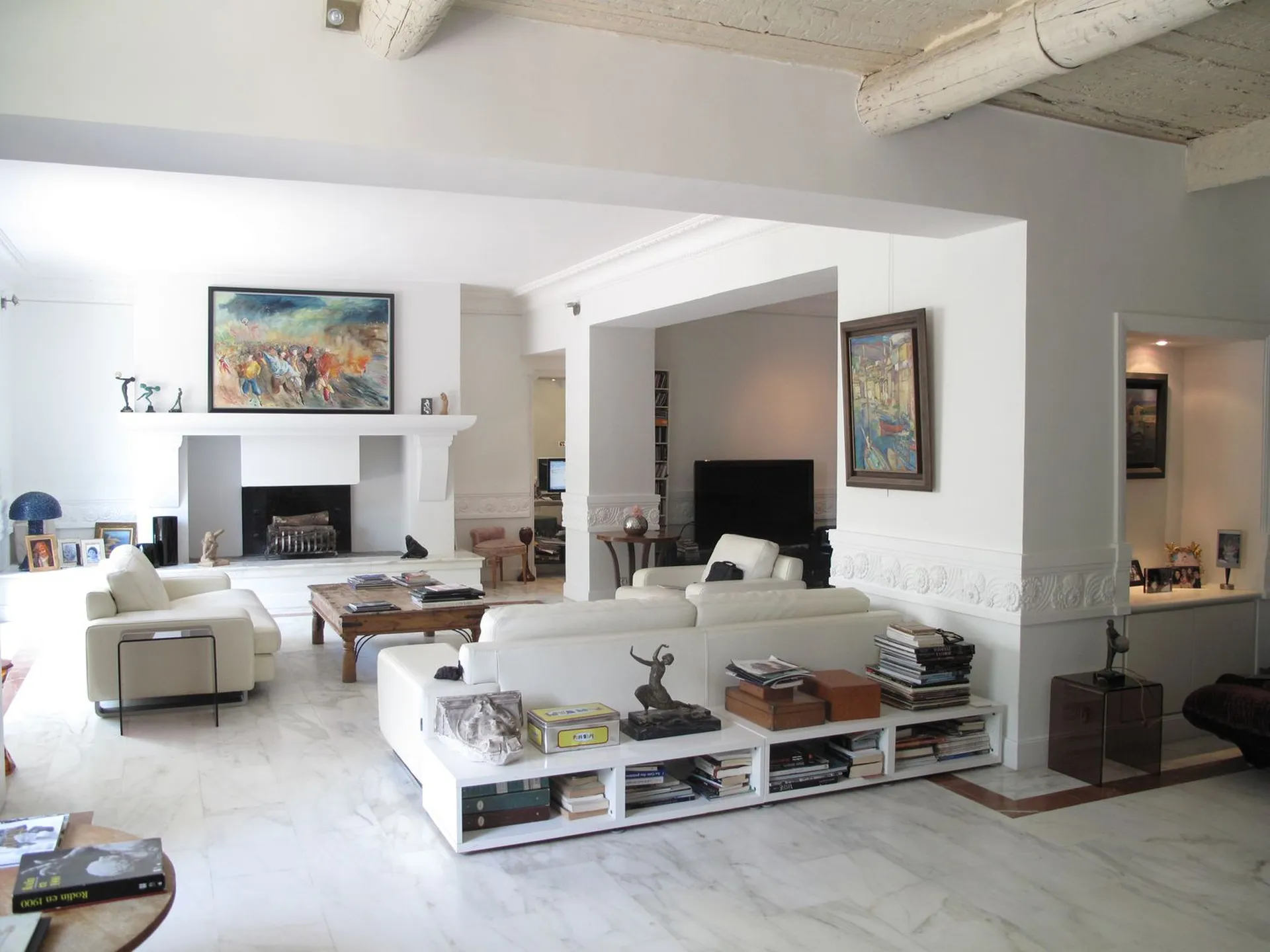 Propriété 7 Cassis absolument unique, édifiée sur 1 400 m² de parc boisé et classé au cœur du village - Coup de cœur ! 