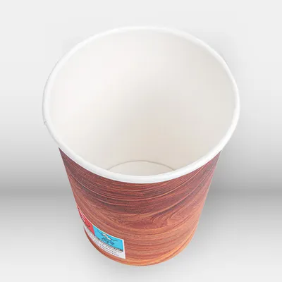 Gobelets carton 240 ml Garcia de Pou pour boissons chaudes professionnelles, idéals pour cafés allongés, thés et chocolats chauds, offrant une solution pratique, résistante et recyclable pour la restauration et la vente à emporter – disponibles à Mont-de-