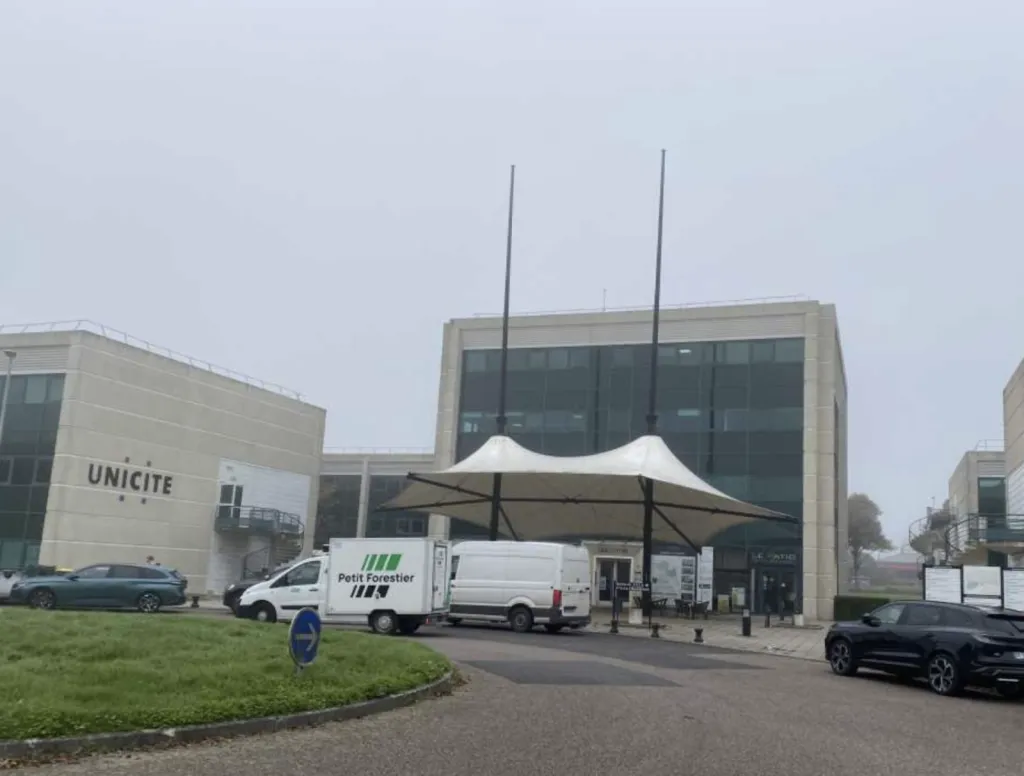 CAEN - A LOUER Bureaux de 54 m² jusqu'à 169 m²
