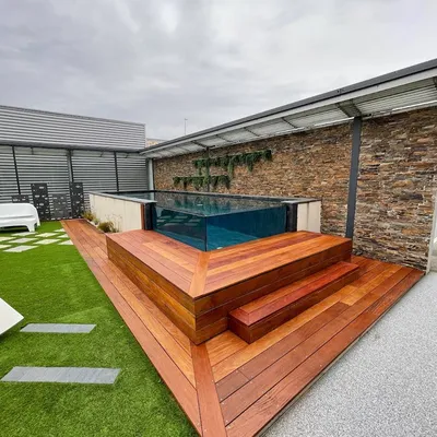 Construction de terrasse et aménagement extérieur en bois sur la commune de Portet Sur Garonne près de Toulouse