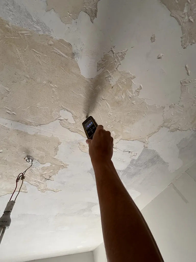 Spécialiste en détection de fuite d'eau sans destruction après un dégât des eaux à Bourges dans le Cher