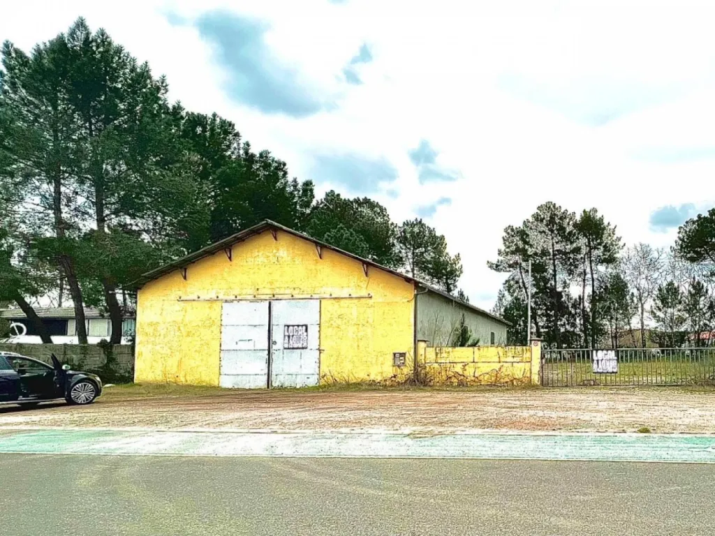 Vendue Parcelle avec bâtiment industriel / à bâtir Audenge Parc d'activité 