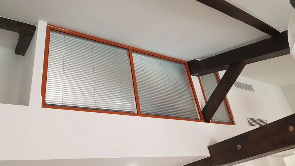 Vitrages sécurit 44/2 avec stores vénitiens sur mesure à PARIS 