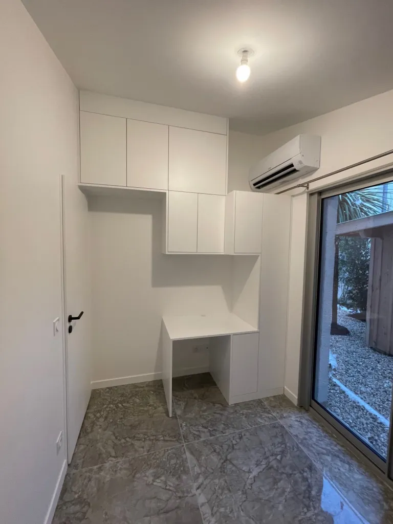  Fabrication de mobilier d’agencement sur-mesure sur la commune d'Arcachon