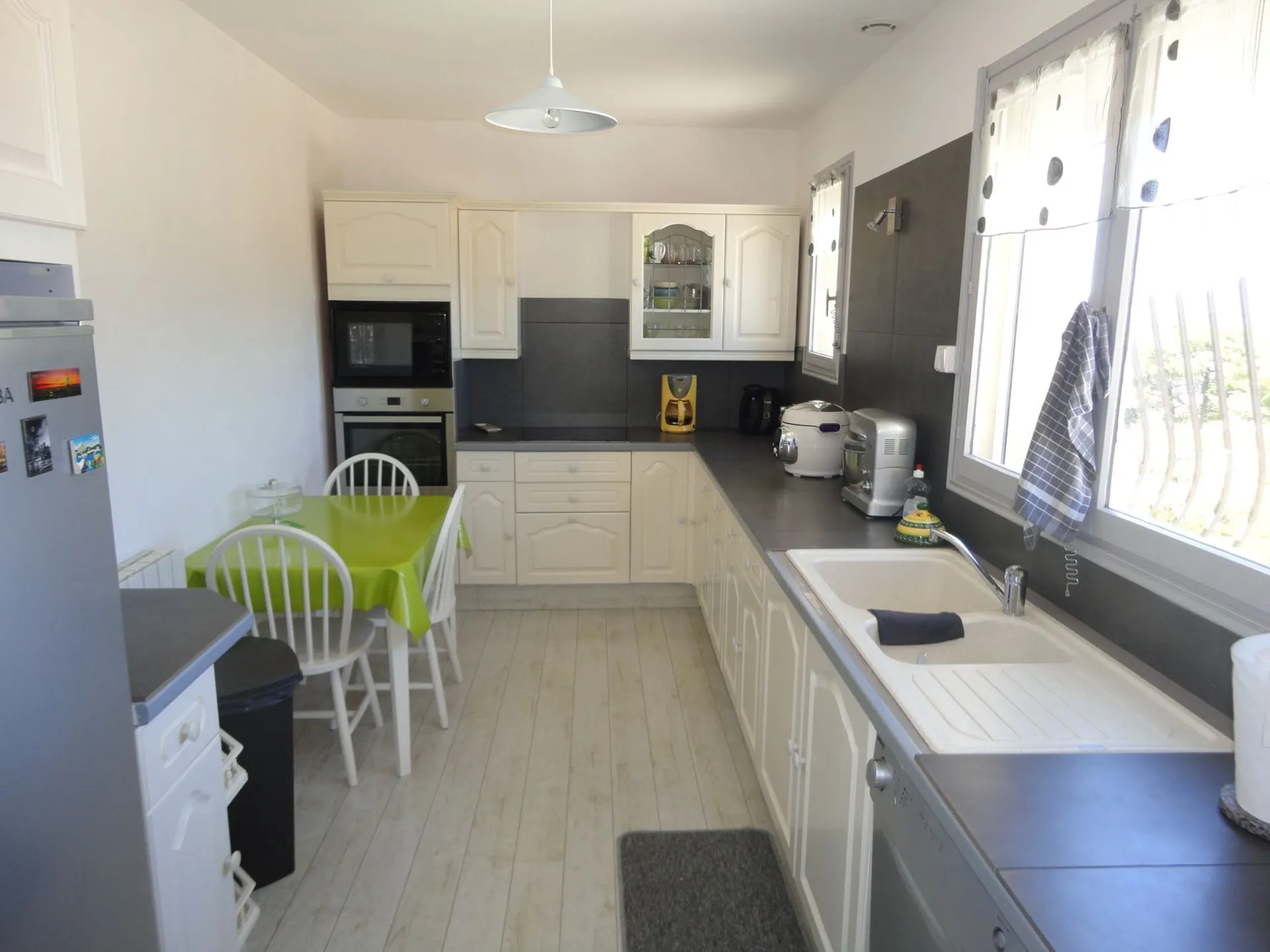 vente villa piscine Carnoux