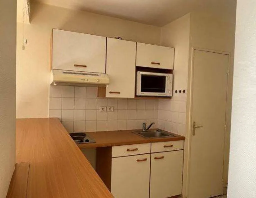 Appartement en location de 52.67m², situé rue DU CHAMPS DES OISEAUX à Bois-Guillaume, 829€ charges comprises
