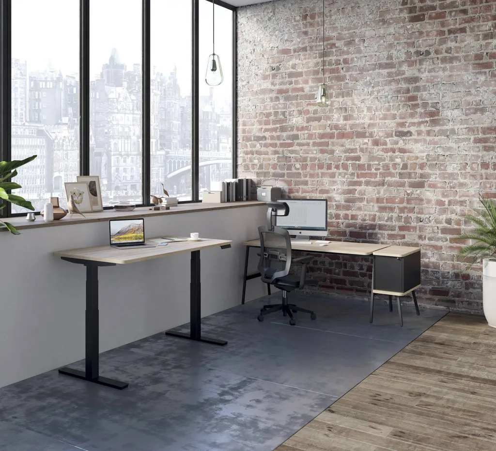 Bureau droit opérationnel réglable en hauteur