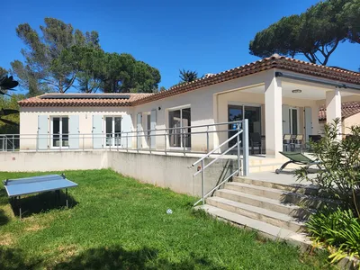 Volet aluminium gris clair 