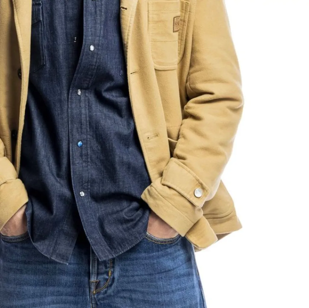 Jacob Cohen des jeans pour les hommes qui aiment être stylés et élégants.