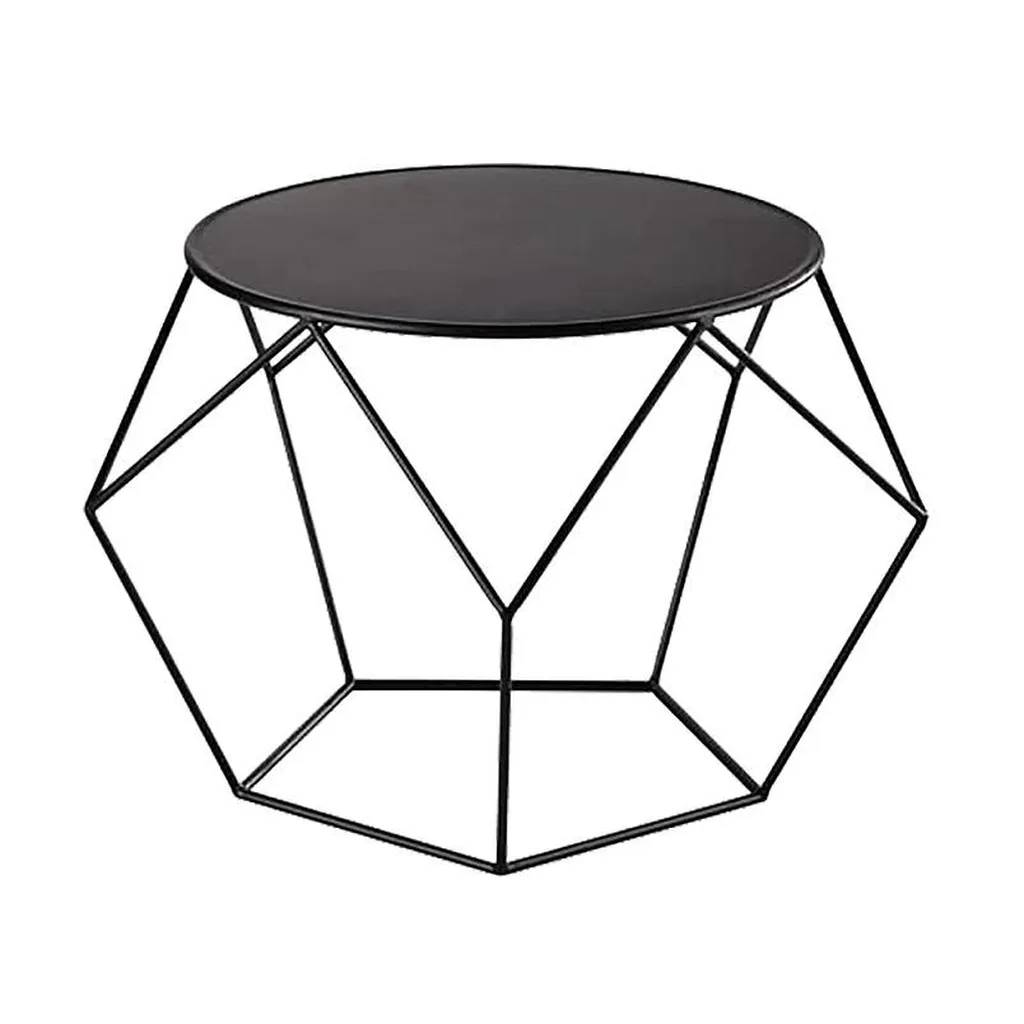 Louer une table basse noire design à Lyon