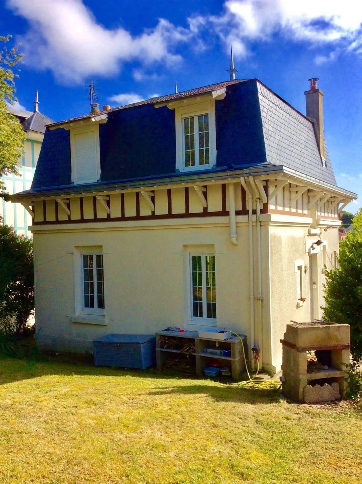 recherche bien de caractère, avec terrain, garage, 3 chambres, mer a pieds commerces proches 76