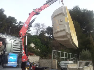 livraison piscine coque polyester