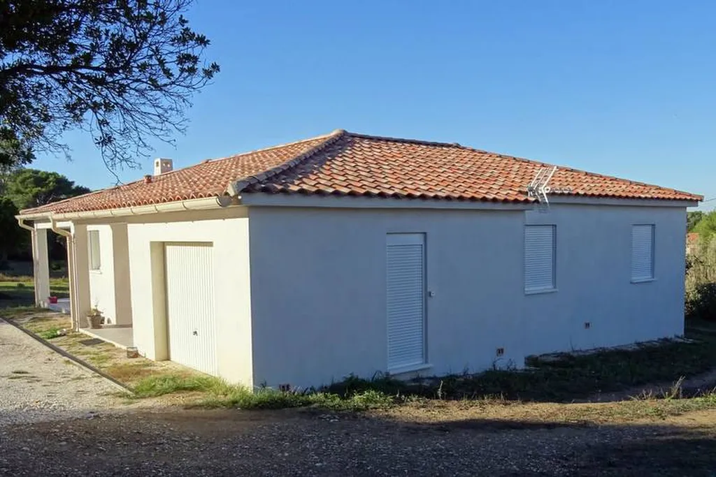 Construction maison de plein pied contemporaine à Giens.