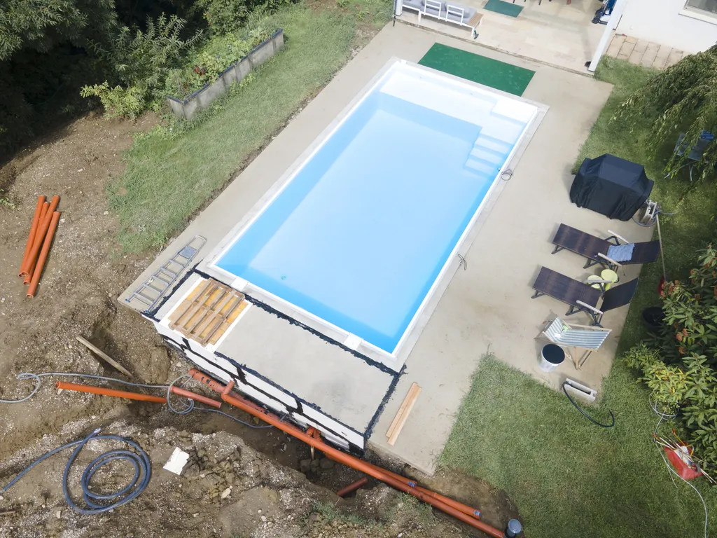 Devis gratuit et personnalisé pour le remplacement du liner d'une piscine proche de Pauillac