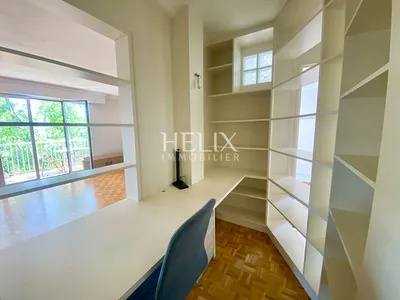 Appartement meublé avec balcon, parking à Saint Germain En Laye 3 pièce(s) 87.34 m2