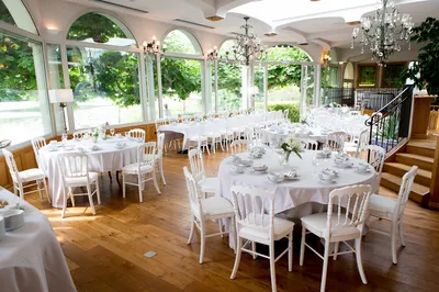 Votre Wedding planner au Pays Basque pour une organisation de mariage chic et élégante dans un château au Pays Basque