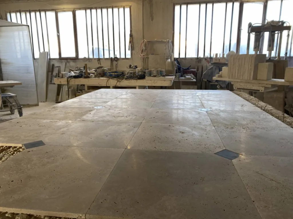 La pierre de Montagnac, la véritable pierre du Périgord Dordogne pour dallage intérieur et extérieur