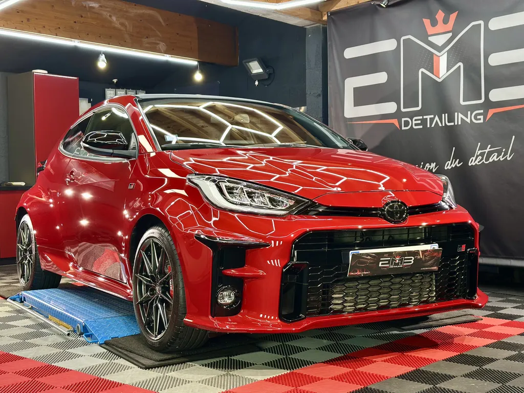 Toyota Yaris GR – Rénovation et traitement céramique à Lyon Ouest proche de Vourles 
