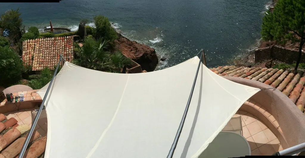 Voile d'ombrage sur mesure Theoule-sur-mer 06