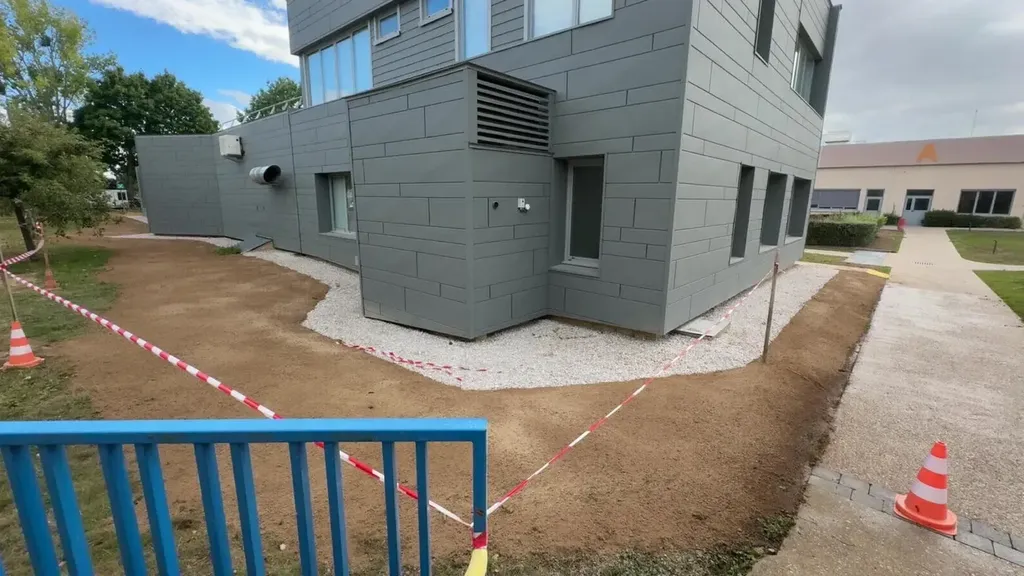 Isolation Thermique de Bâtiments et Bureaux à Évreux (27) : Performance et Économies