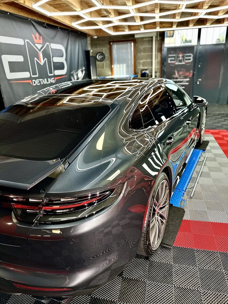 DETAILING Lyon traitement céramique carrosserie Porsche panamera 