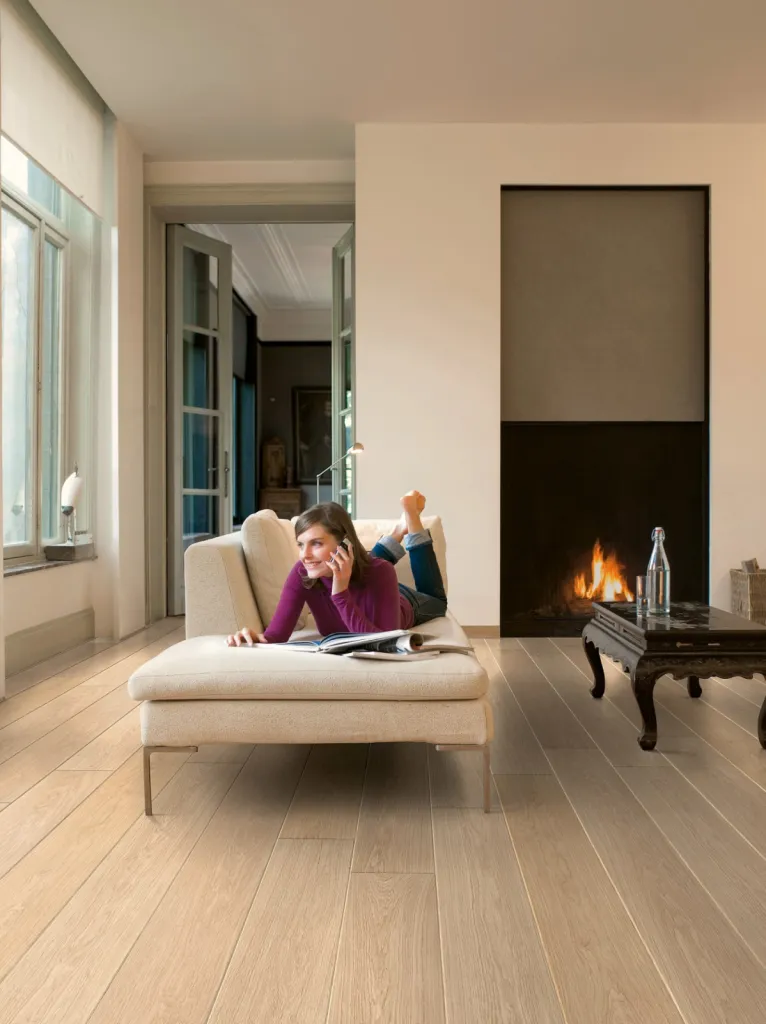 Stratifié QUICKSTEP LPU1283 chêne verni blanc