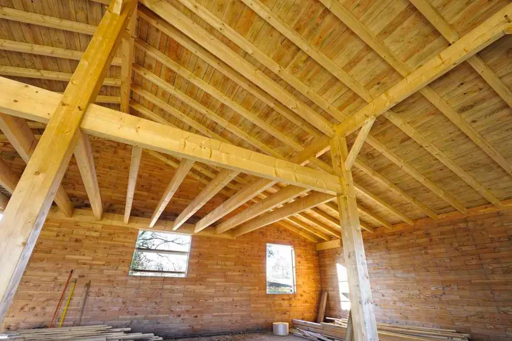 Travaux de charpente dans toute l'Occitanie par un charpentier expert en rénovation et structure bois durable, locale et professionnelle