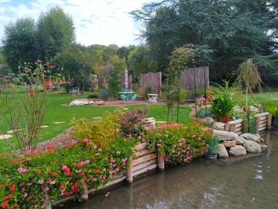 Création d’un soutènement en bord de rivière avec aménagement paysager à Cély-en-Bière