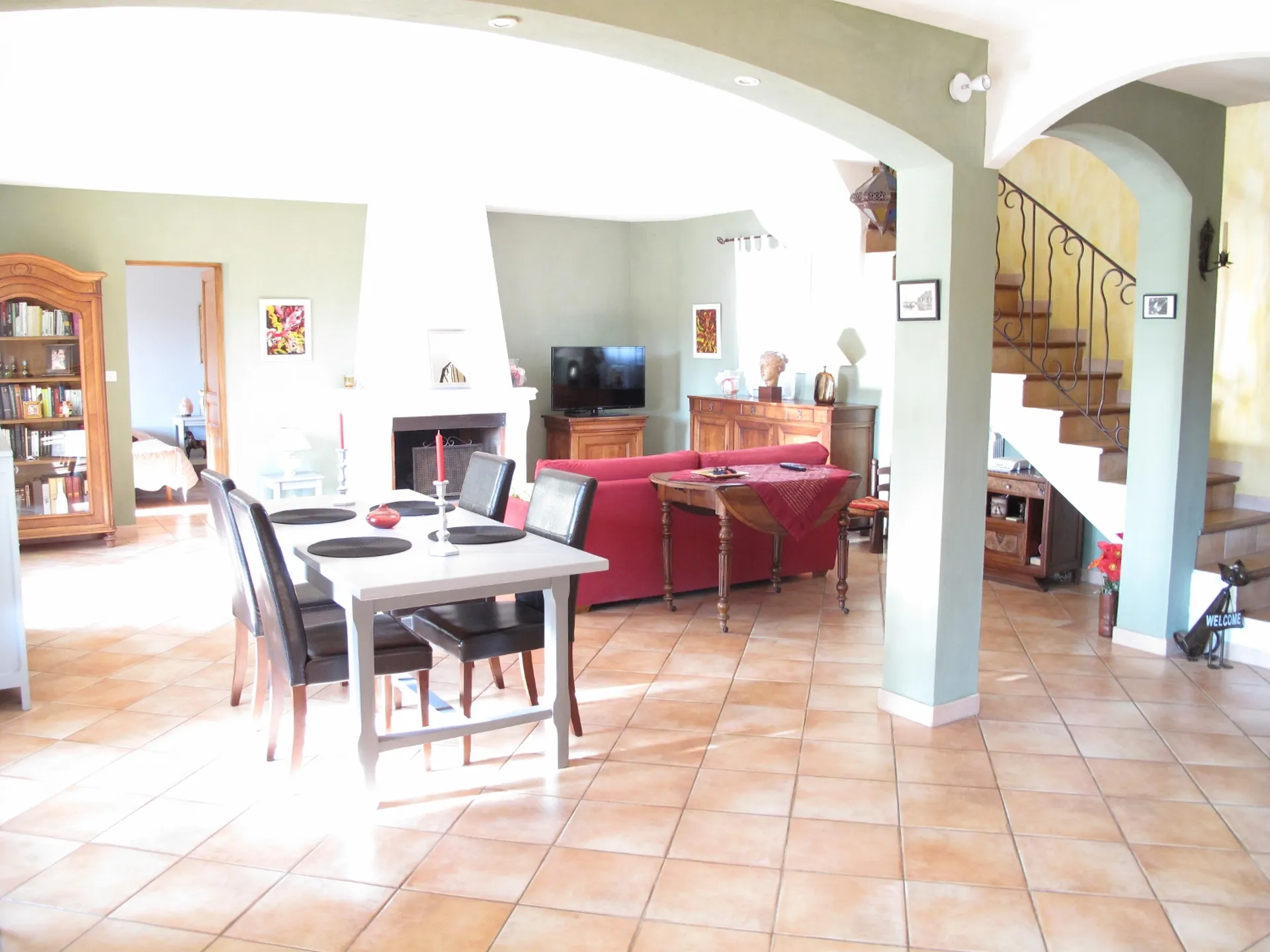 Villa à vendre 5 Cassis en bon état, avec terrasse, piscine et garage