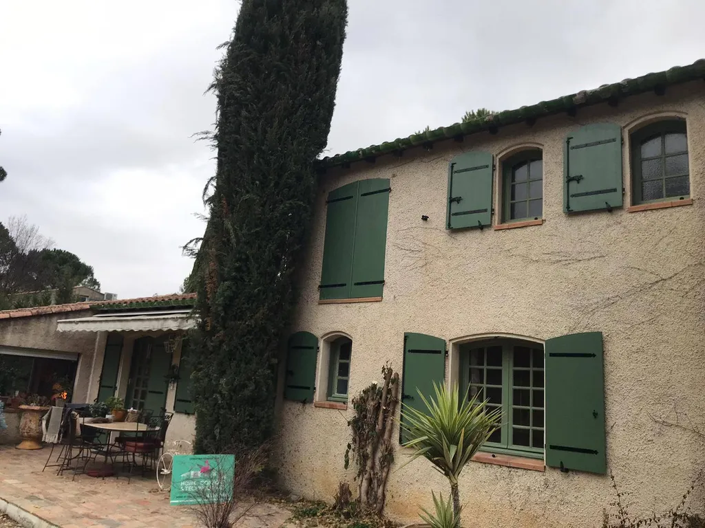 Remplacement de volets en bois par des volets en fibre de verre à Saint Mathieu de Tréviers
