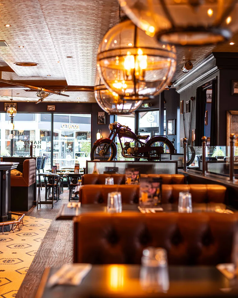 Location d'espace pour soirées privées vers Woippy dans votre Bar : bénéficiez d'un service rapide et de finger food croustillants proche Saint-Julien-lès-Metz dès maintenant pour vos événements.