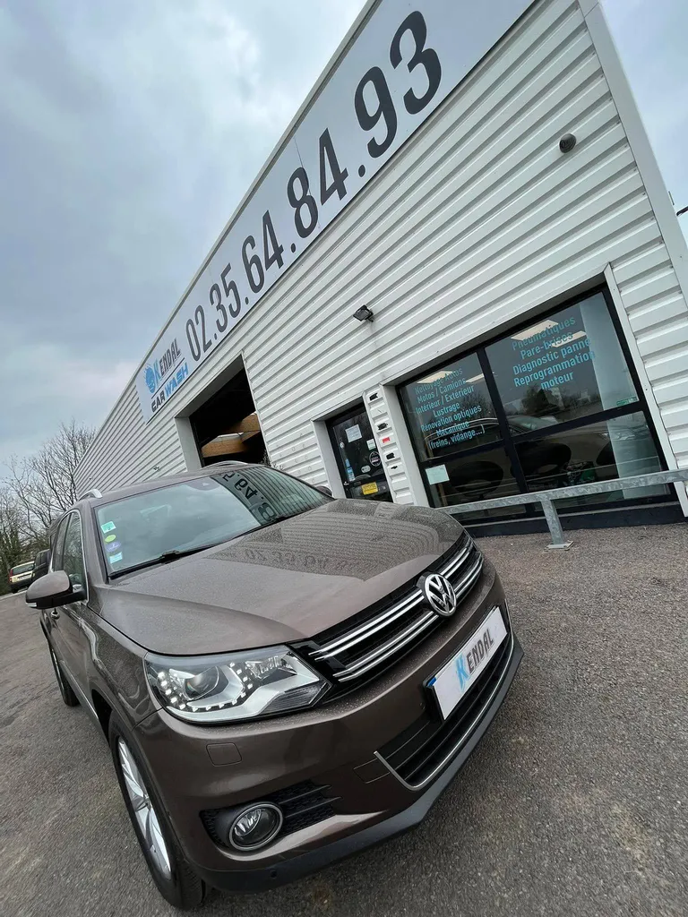 Remplacement d'un toit panoramique et d'un pare-brise dans notre garage à proximité de Rouen 76