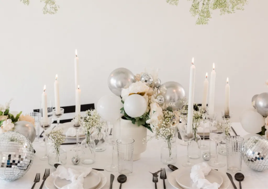 Un mariage sur le thème blanc et élégant pour une décoration épurée