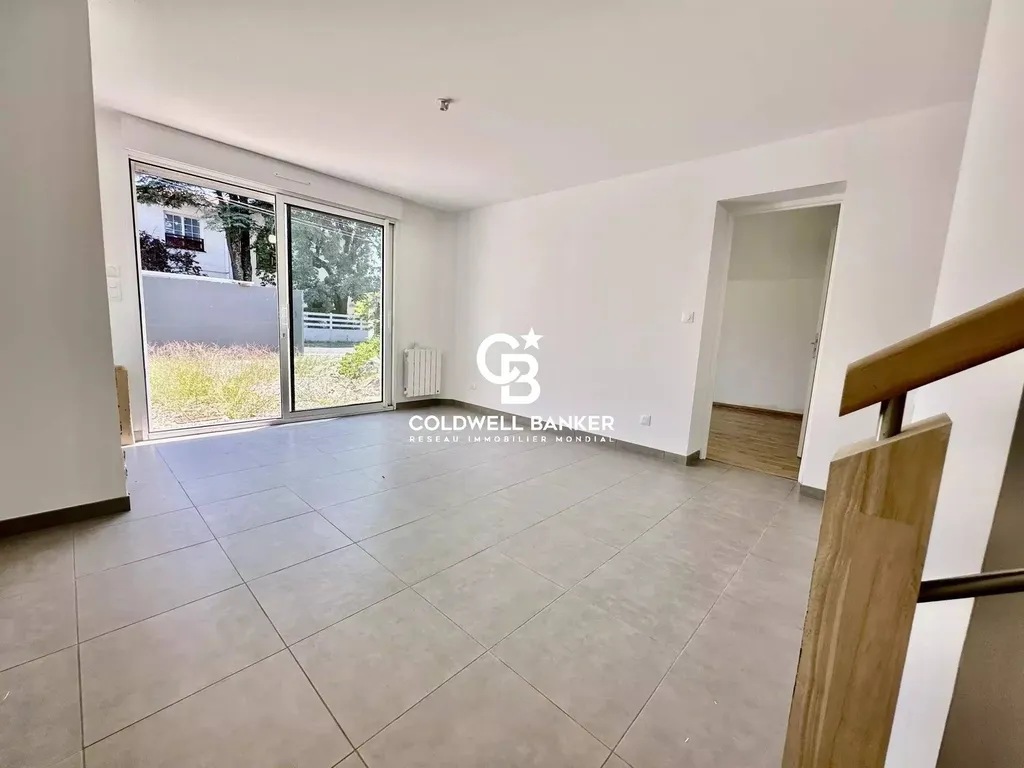 Maison à vendre à andernos - 400 m de la plage avec jardin et stationnement privatif