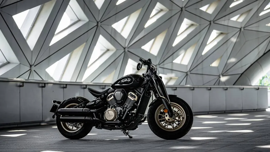 BENDA MOTORCYCLE NAPOLEON BOB VAR