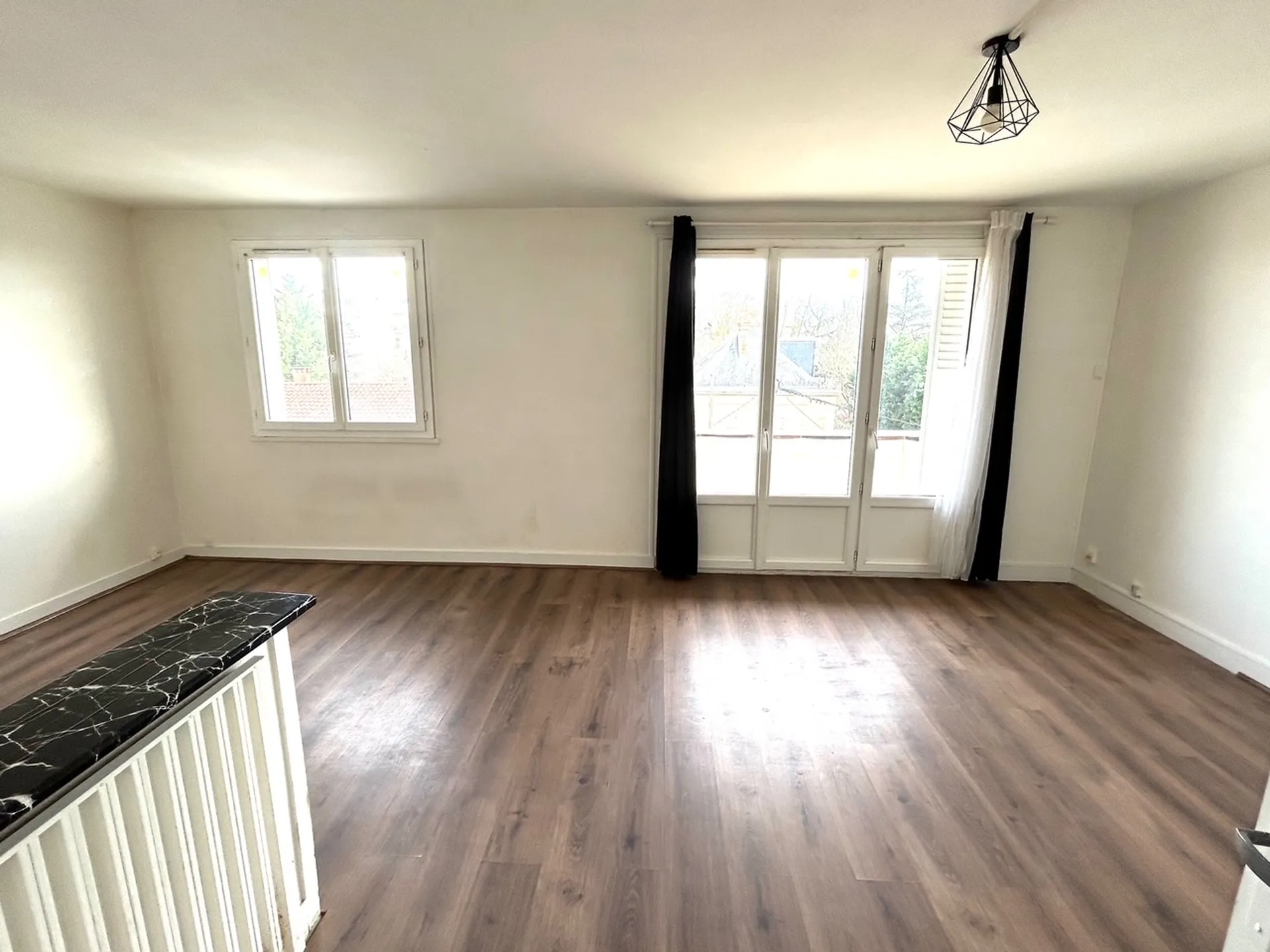 Appartement T3 à rénover à Bordeaux Caudéran, proximité du Parc Bordelais