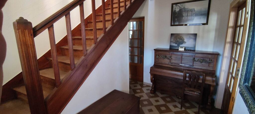 En vente, belle propriété dans le centre-ville de VIMOUTIERS (61120)