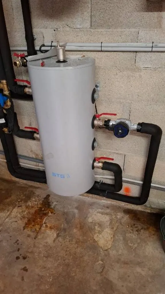 Etude offerte et personnalisée pour l'installation de votre pompe à chaleur air-eau Hitachi au Rove avec Provence Energie Solaire Services