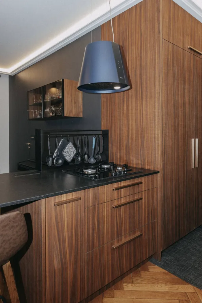 Fabrication cuisine en noyer