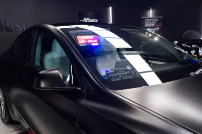Comment protéger ma Tesla Model Y Noire avec un Film de protection Xpel Stealth Mat après la livraison de mon véhicule Neuf.