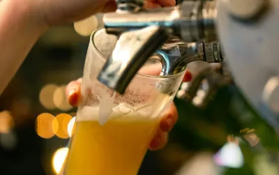 Traiteur avec bières artisanales à la pression planches tapas chaudes froides et mignardises à Balma secteur Toulouse