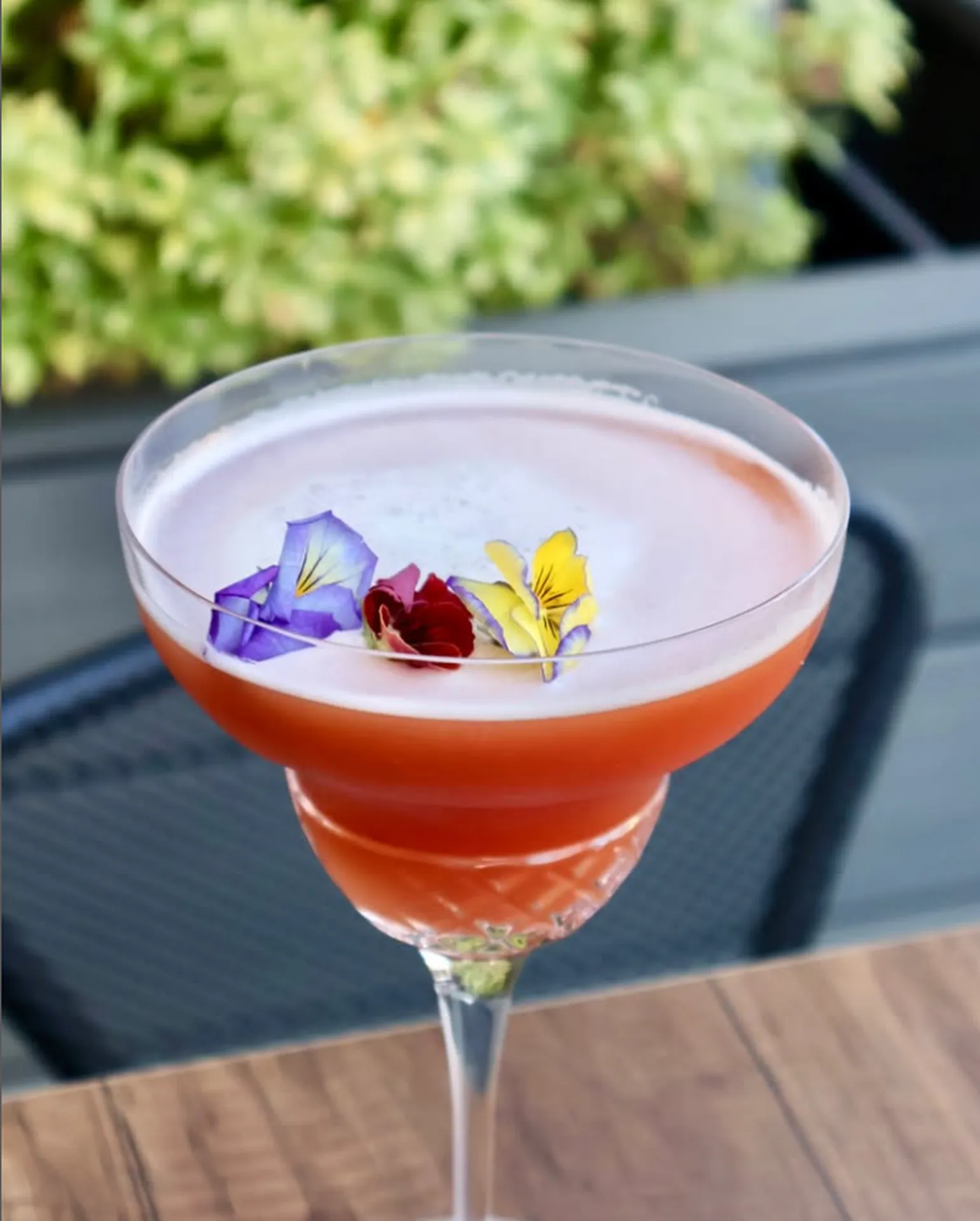 Privatisation restaurant avec grande salle et DJ pour soirée entreprise, team building ou séminaire près de Lyon 5