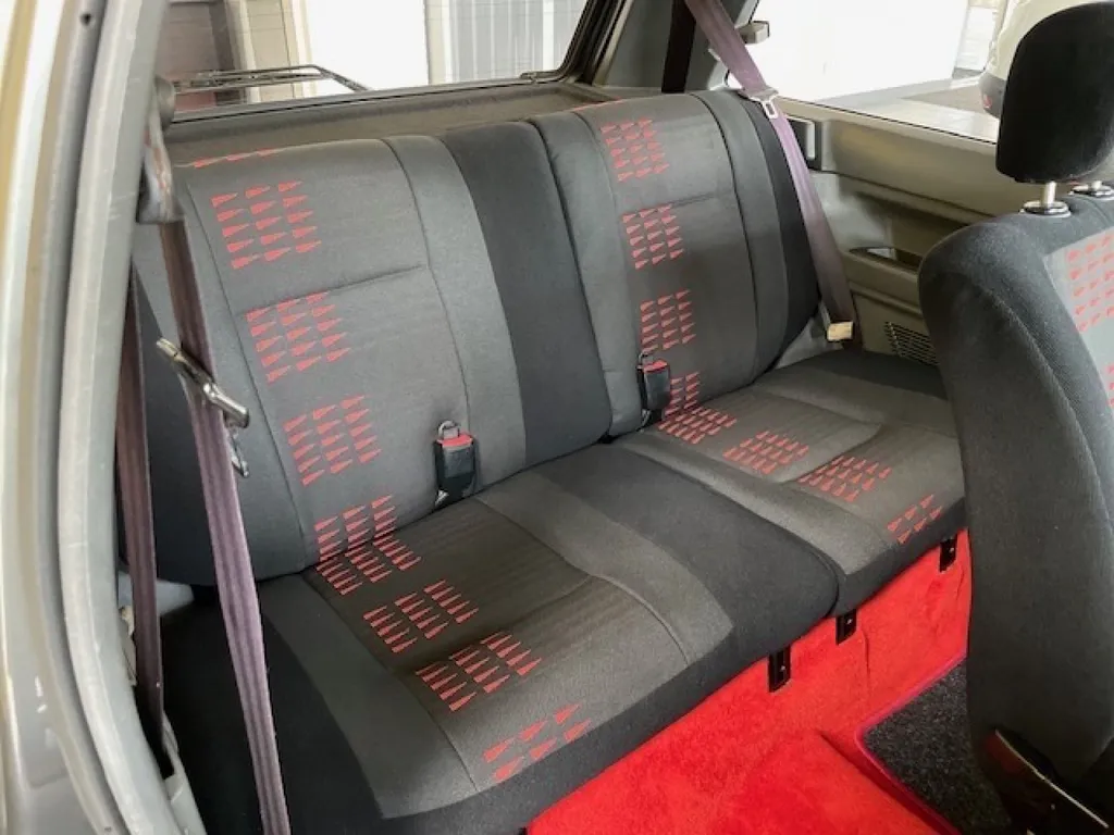 rénovation de votre intérieur de voiture à bordeaux 
