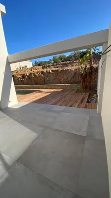 Sur quel sol installer ma terrasse bois ?