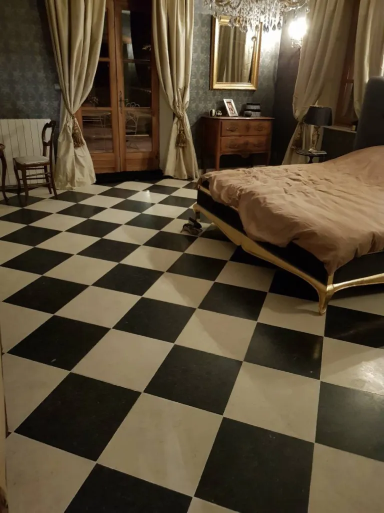 La pierre de Montagnac, la véritable pierre du Périgord Dordogne pour dallage intérieur et extérieur