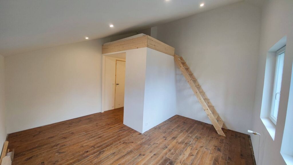 Vends Maison de caractère proche des commerces